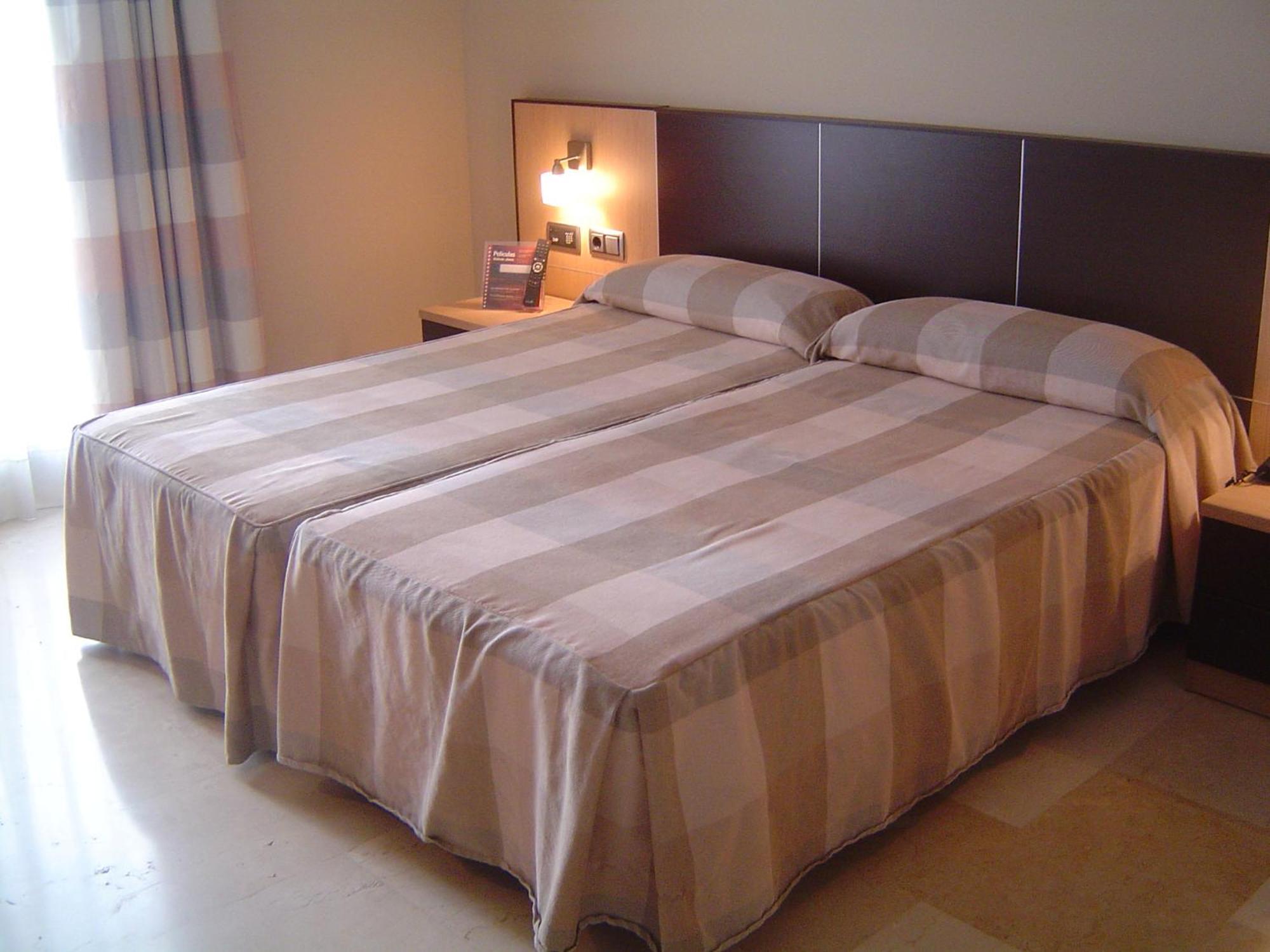 Hotel Flamingo L'Ampolla Eksteriør bilde